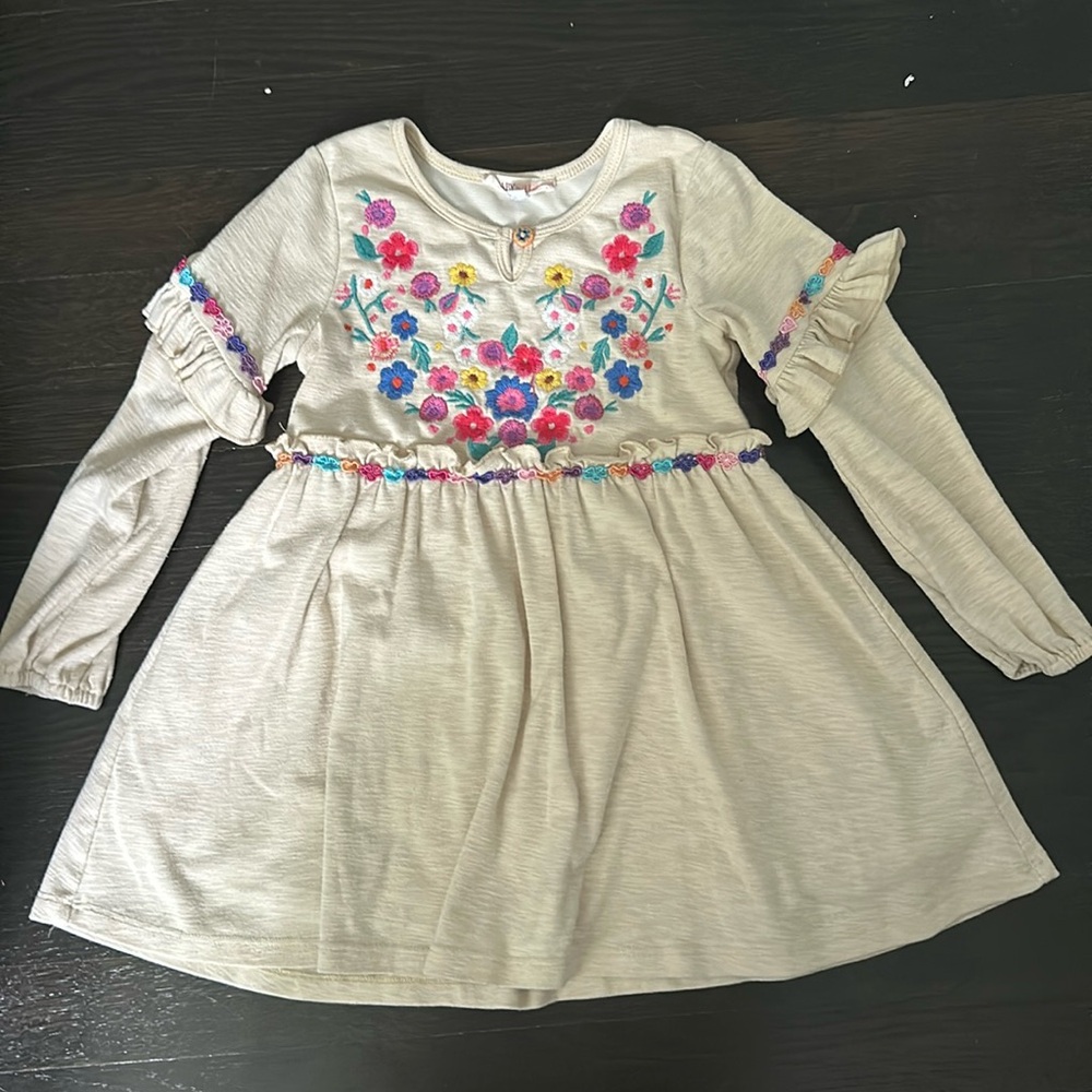 Baby Sara embroidered dress